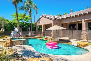 Casa Serenity Luxury Living w/ Pool & Jacuzzi