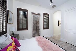 Casa Serenity Luxury Living w/ Pool & Jacuzzi