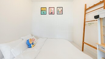 Namhae Himom kis spa Pension Black