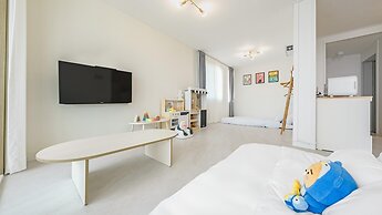 Namhae Himom kis spa Pension Black