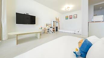 Namhae Himom kis spa Pension Black