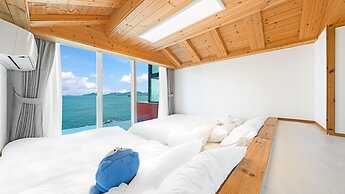 Namhae Himom kis spa Pension Black