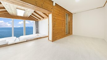 Namhae Himom kis spa Pension Black