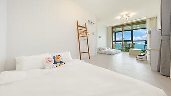 Namhae Himom kis spa Pension Black