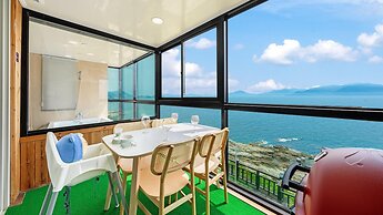 Namhae Himom kis spa Pension Black