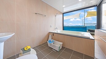 Namhae Himom kis spa Pension Black