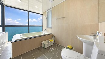 Namhae Himom kis spa Pension Black