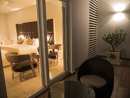 Cholaa Dynasty - A Bergamont Hotel