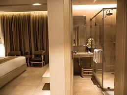 Cholaa Dynasty - A Bergamont Hotel