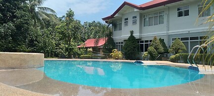 CAMIGUIN LANZONES RESORT