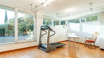 Villa Degli Ulivi 8 Emma Villas