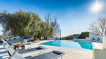 Villa Degli Ulivi 8 Emma Villas