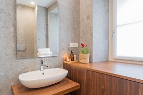 Muralto s Nest in Como