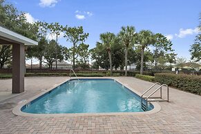 Cozy 4 Bedrooms Tranquility Right Next to Disney