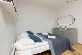 Apartments Old Town Warsaw by Renters