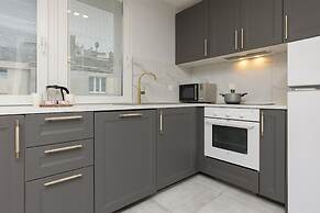 Apartments Old Town Warsaw by Renters