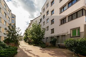 Apartments Old Town Warsaw by Renters