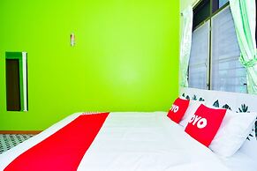 OYO 499 Pattaraporn Hotel