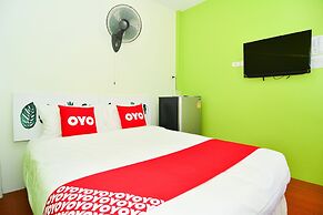 OYO 499 Pattaraporn Hotel