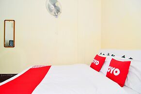 OYO 499 Pattaraporn Hotel
