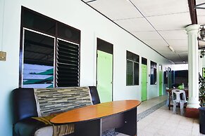 OYO 499 Pattaraporn Hotel