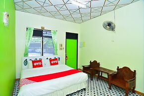 OYO 499 Pattaraporn Hotel