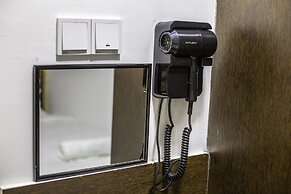 Red Velvet Inn Hotel