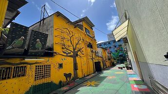 Red Velvet Inn Hotel