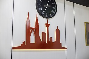 Red Velvet Inn Hotel