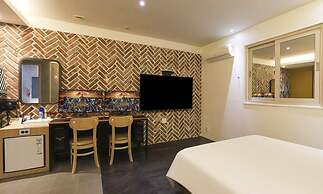 H2 Hotel