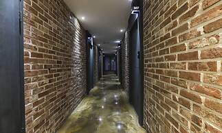 H2 Hotel