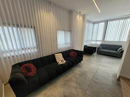 YalaRent Promenade amazing 3BR apt