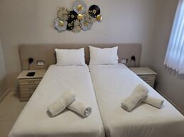 YalaRent Promenade amazing 3BR apt