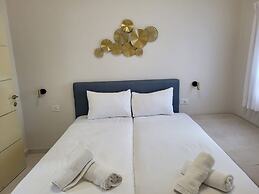 YalaRent Promenade amazing 3BR apt