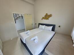 YalaRent Promenade amazing 3BR apt