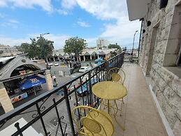 YalaRent Promenade amazing 3BR apt