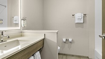 Holiday Inn Express & Suites Nokomis Sarasota South by IHG