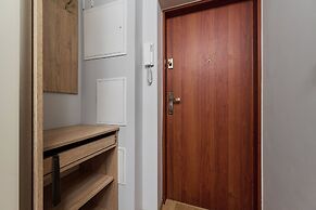 Wyszyńskiego With AC by Renters