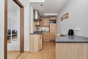 Wyszyńskiego With AC by Renters