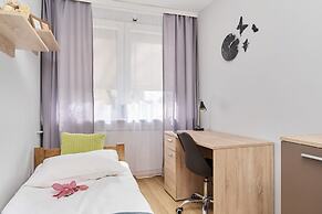 Wyszyńskiego With AC by Renters