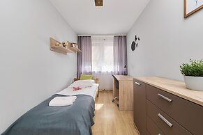 Wyszyńskiego With AC by Renters