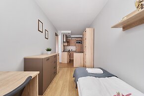 Wyszyńskiego With AC by Renters