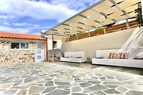 GK Mediterranean Village -AirportShuttle