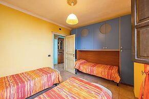 Beautiful Apt With Seaview Terrace