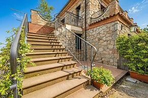 Beautiful Apt With Seaview Terrace