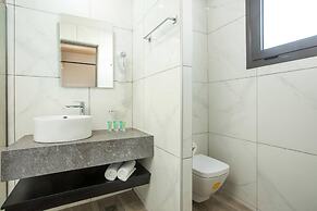 Ampelia Seaside Resort by Estia