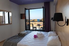 Ampelia Seaside Resort by Estia