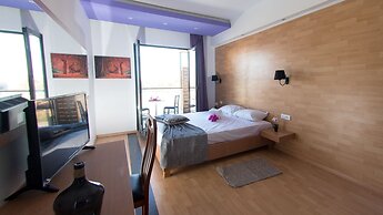 Ampelia Seaside Resort by Estia