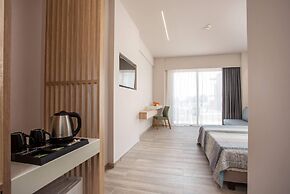 Ampelia Seaside Resort by Estia