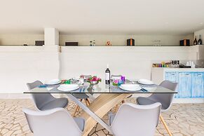 3220 Villa Smeralda by Barbarhouse